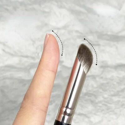 1 Pcs Concealer Makeup Brushes Precision Soft Fluffy Smudge