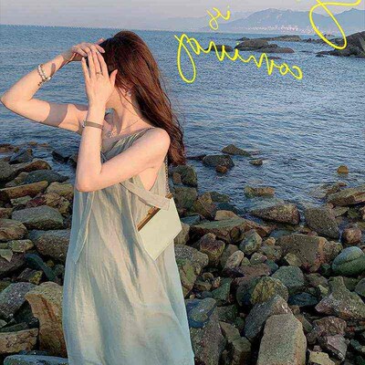 Big sister Norway summer seaside gentle long suspender dress