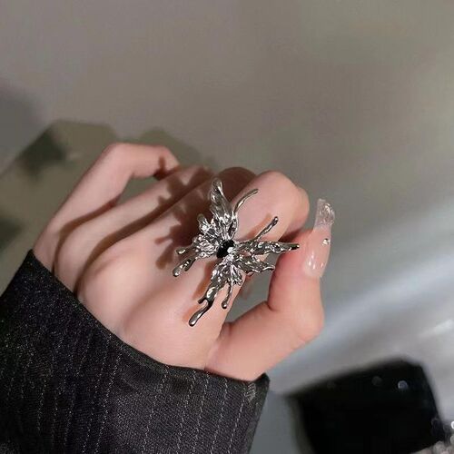 New Punk Irregular Butterfly Rings for Women Liquid Metal Bu