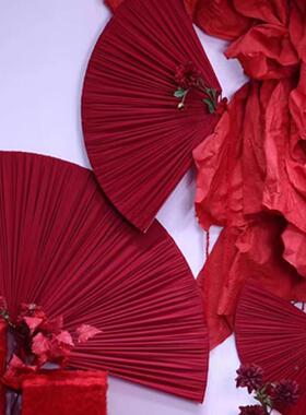 婚庆具布玫红中式三角扇道弹力皱牛奶丝褶kt板GPQ背景婚礼堂装饰