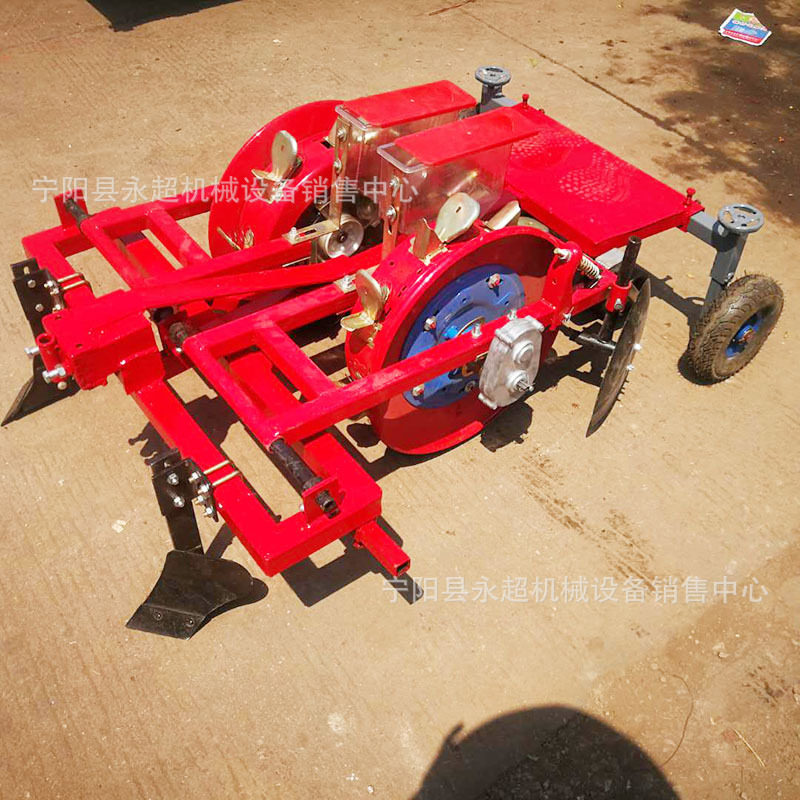 手扶拖拉机带的苞米花生大豆谷子播种机膜上精播免抠膜不用间苗,农机/农具/农膜,播种栽苗器/地膜机,淘宝优惠券,粉丝福利购,淘宝优惠卷