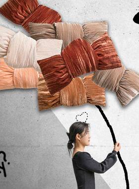 玫丝绒瑰打结蝴蝶结抱枕新年诞圣节日REQ氛围金感装饰创意靠枕含