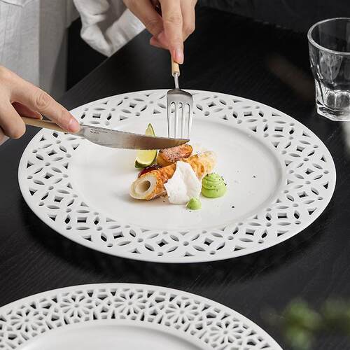 White Hollow Ceramic Flat Plate Dining Plate Pasta Dish