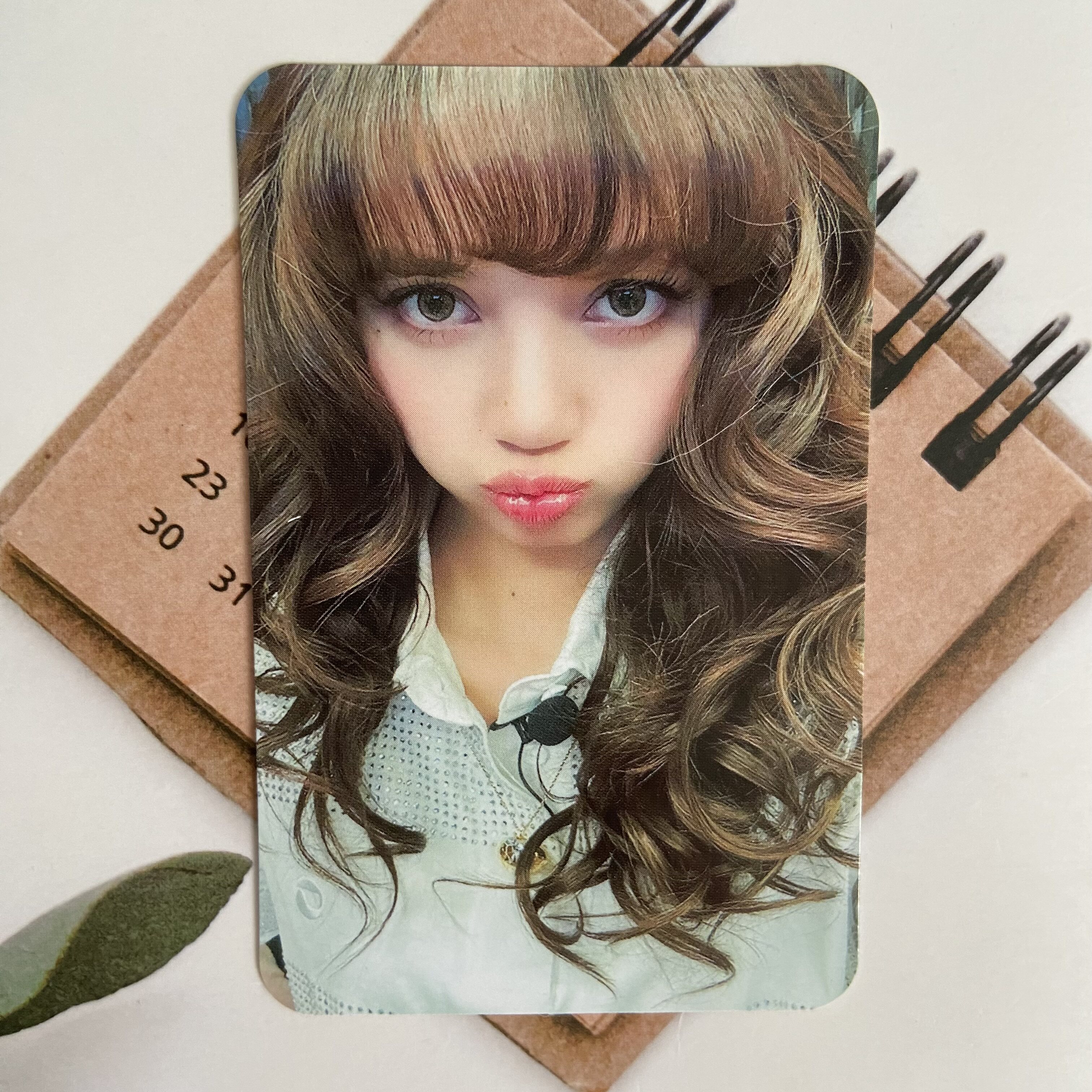 BLACKPINKlisa金发嘟嘴莎jc版图片