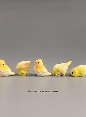 无聊了，摆几只淘气鹦鹉治愈电脑桌面日式工位稳定情绪小摆件装饰