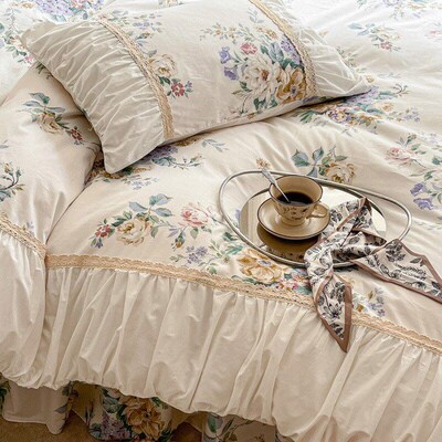 Bedding four piece set pleated edge quilt duvet cover sheet