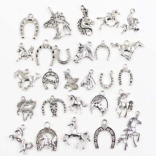 30pcs Charms Fly Horse Lucky Horseshoe Good Luck Unicorn Ant