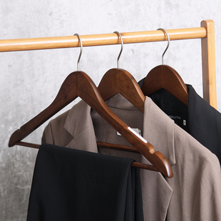 卓越家居经典豪华木衣架支装复古防滑舒适手感金属钩多功能衣挂