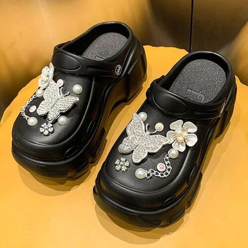Bling Pearls Diamond Cute Bear Decor Vented Clogs Slides 7CM