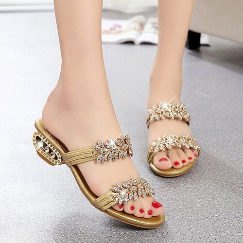 2022 New women shoes slippers summer beach sandals Fashion w