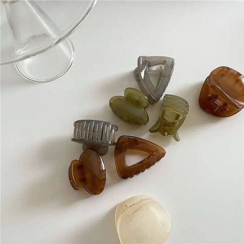 Transparent acrylic geometric triangle hairpin hair catch sm