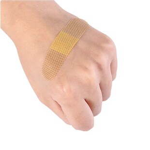 100Pcs Waterproof Band-Aids Adhesive Bandages First Aid Medi