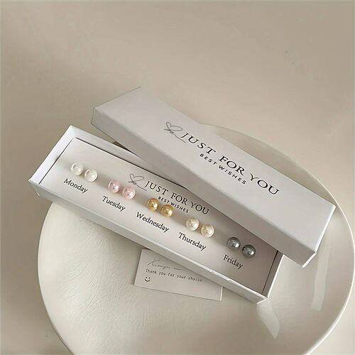 10 pieces of vintage French pearl earring set in a gift box,
