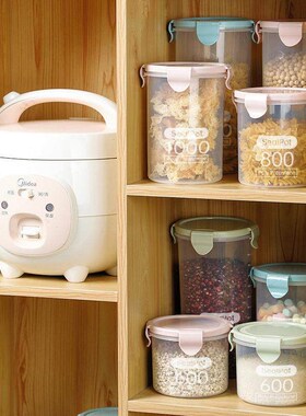 Lidded airtight canisters for kitchen use, suitable for stor