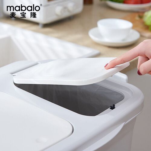 Sorting trash pedal with cover living room large kitchen dry