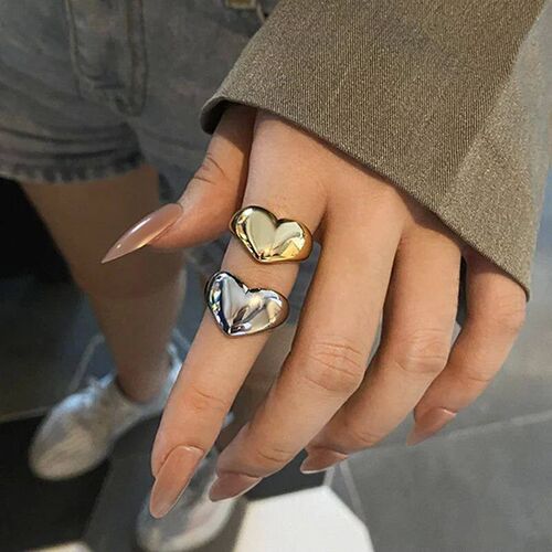 Stainless Steel Simple Smooth Metal Heart Ring for Women