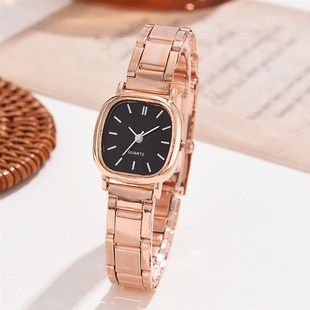 New Women Watches Gold Silver Ladies Bracelet Watch Womens Q
