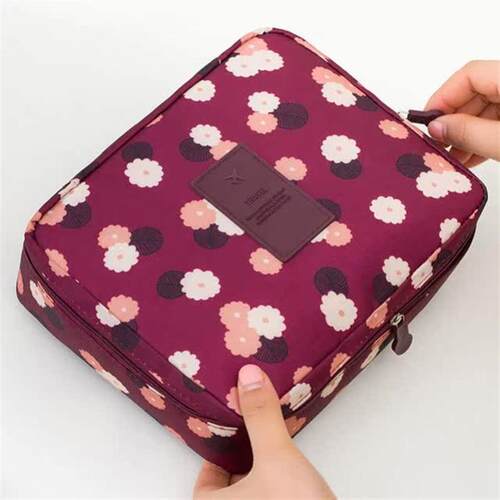收纳 MakeUp bag travel organizer for toiletries toiletry kit