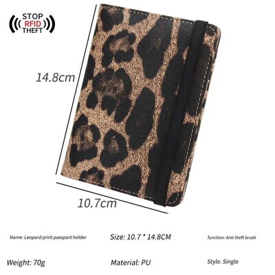 Women Brown Leopard Complex Travel Paport Holder ver Cae wit