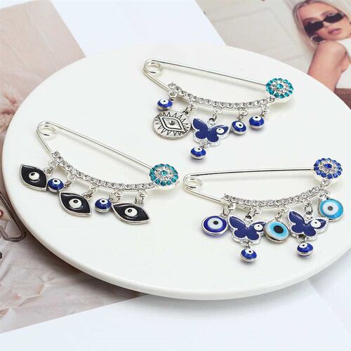 New brooch devils eye pin simple palm brooch ladies mens j