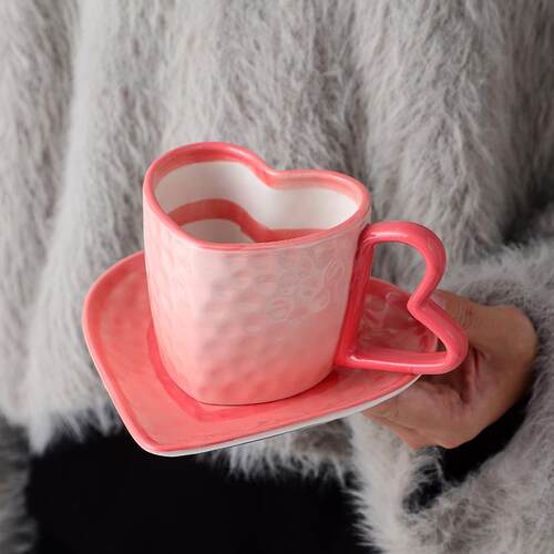 heart-shaped coffee cup and saucer set ceramic mug latte art