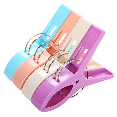 Beach Towel Clips, 4 Pieces, Plastic Duvet Clips for Linen,
