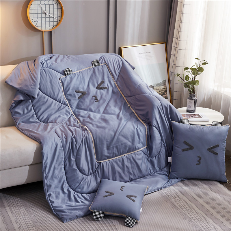 两用抱枕被靠垫枕头被卡通纯色午休空调被夏被四季汽车沙发可爱礼