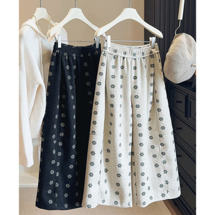 潮 a字宽松显瘦八分休闲裤 复古花朵松紧腰加厚毛呢阔腿裤 女冬新款