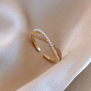 Luxury Gold Color Pearl Zircon Rings for Women Vintage Round
