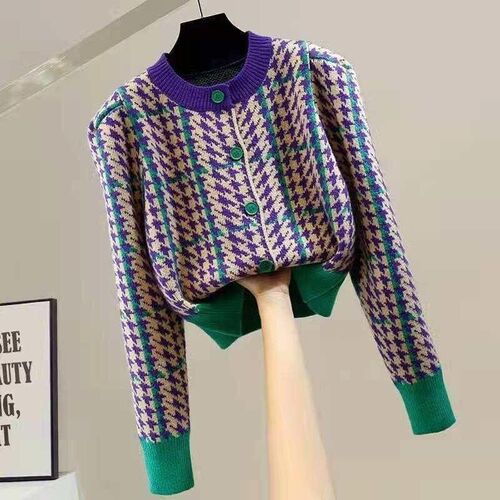 Fashion contrast color houndstooth round neck single-breaste