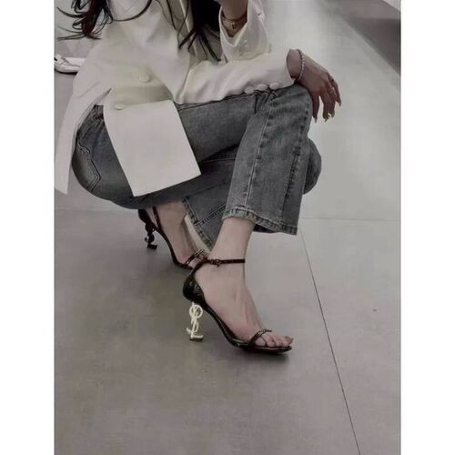 2025 New Fashion Black Letter High Heels Womens Elegant