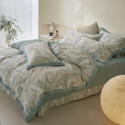 2025 Velvet Four-piece Printed Warm Velvet Bedding With Edge