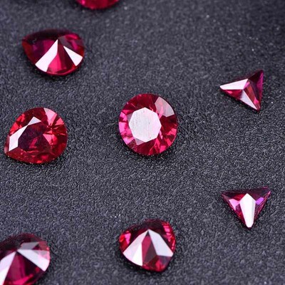 Natural Cutting Sri-Lanka Ruby Rectangle VVS Gem Corundum Sp