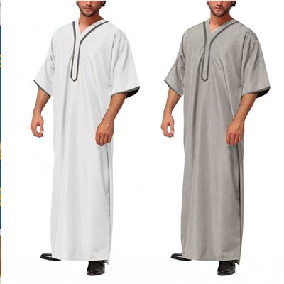 2025  Middle East Arab Dubai Malaysia Mens Loose Robe Butto