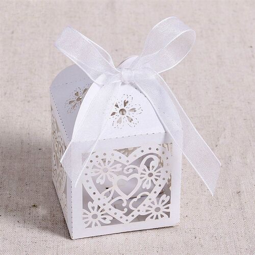 10Pcs/set Love Heart Laser Cut Hollow Carriage Favors Gifts
