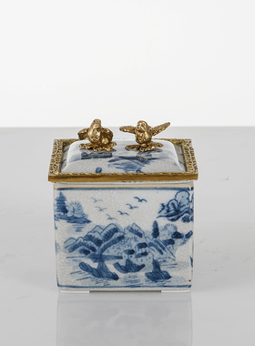 现代中式复古仿古青花装饰小四方盒怀旧客厅茶几桌面陶瓷镶铜摆件