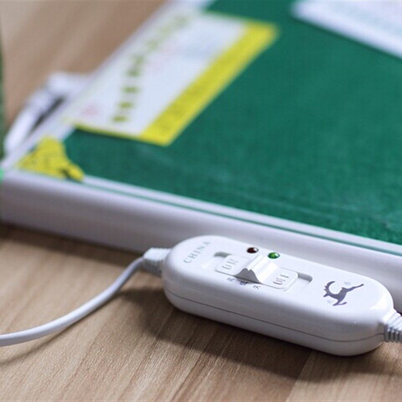 年底促销舒乐钢化玻璃办公学习电热写字板书写取暖桌上加热电热垫