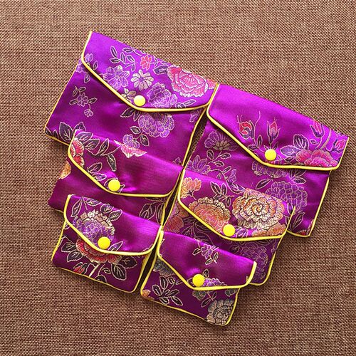 Hot Sale Chinese Brocade Handmade Silk Embroidery Padded Zip