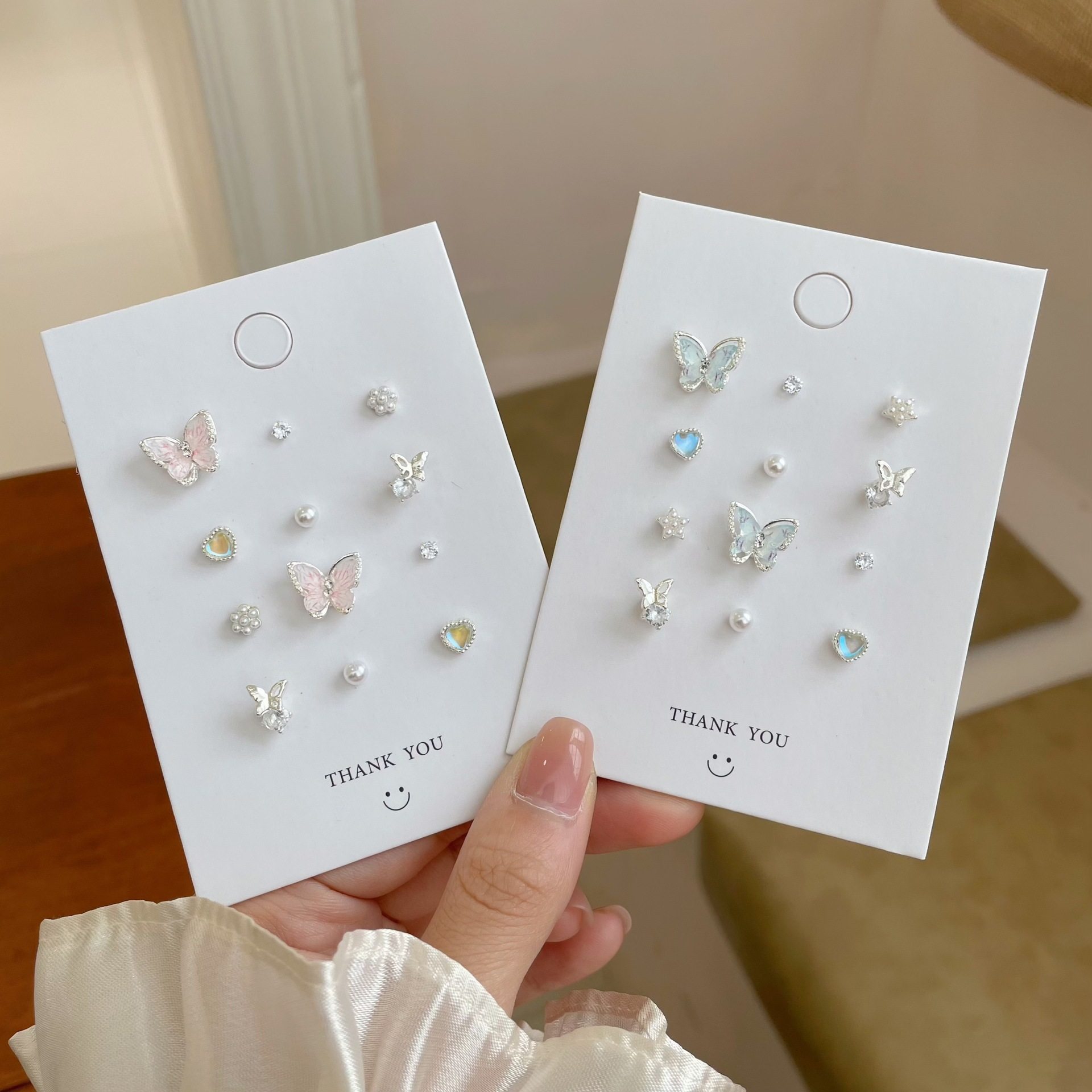 轻奢感细闪小花花!甜美花朵银针耳钉简约耳环in风质感亮闪闪耳饰,饰品/流行首饰/时尚饰品新,银饰耳饰,淘宝优惠券,粉丝福利购,淘宝优惠卷