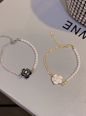 2025年新款珍珠山手链女in潮百搭轻奢气质网红同款手串手饰