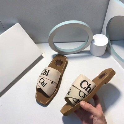 Ladies Comfortable Breathable Slip-On Outdoor Slippers