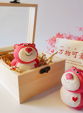 神工巧匠丨可爱粉色草莓熊木雕 桌面摆件手工雕刻 女生创意小礼品