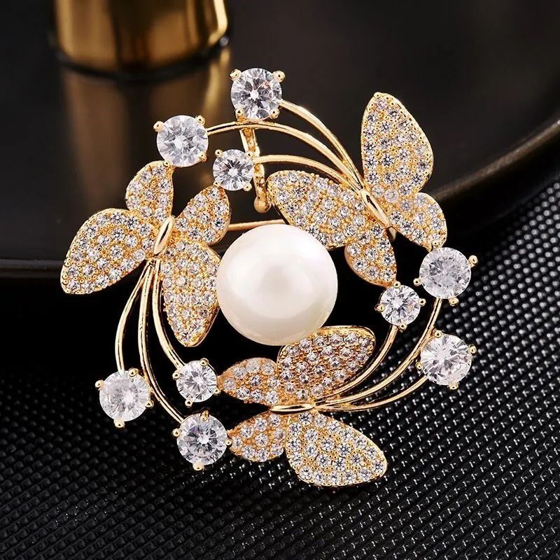 Temperament Butterfly Pearl Crystal Wreath Brooch Fashion Je