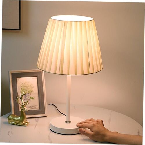 Warm Bedroom Bedside Lamp Eye Protection Romantic Table Lamp