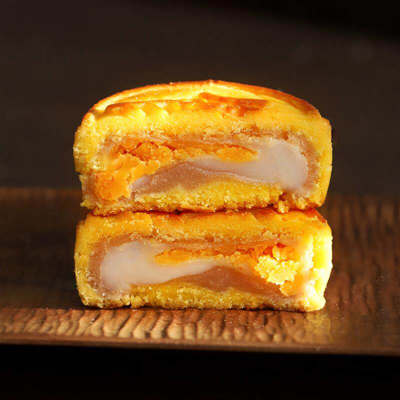 芋泥麻薯咸蛋黄中秋月饼闽南特产酥皮手工传统糕点低糖点心