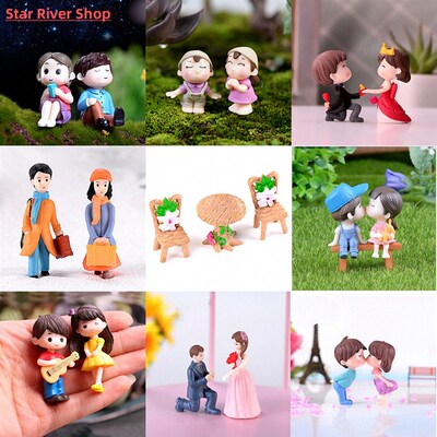 2pcs/set Miniature Ornaments Boy Girl Guitar Sweety Lovers C