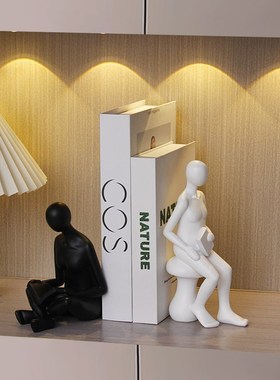 现代简约抽象艺术设计师摆件创意人物书架书挡家居客厅酒柜装饰品