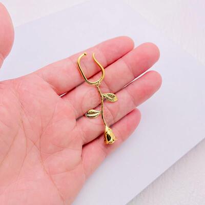 。Rose ear clip female no ear hole minority retro pearl ear