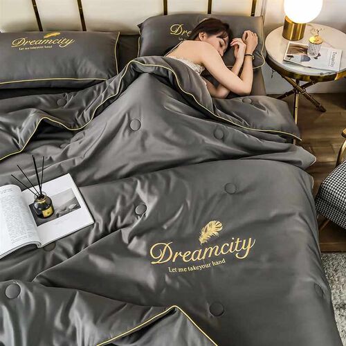 Washable Cool-feeling Ice Silk Air-conditioning Quilt Summer