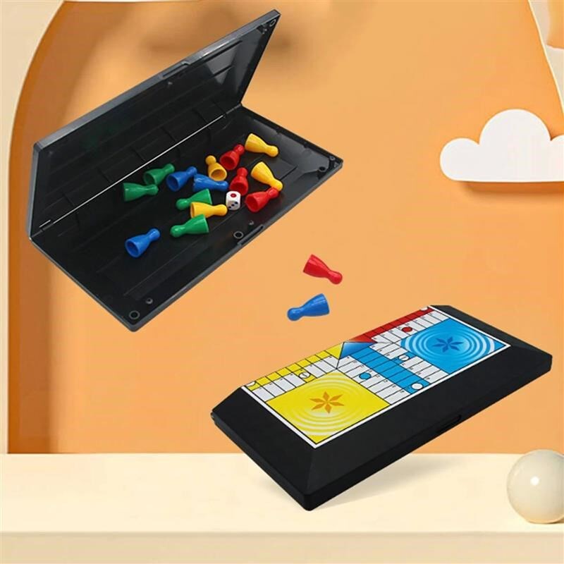 Ludo Game Set Strategy Game Parent Child Interaction with Fo - 实物图
